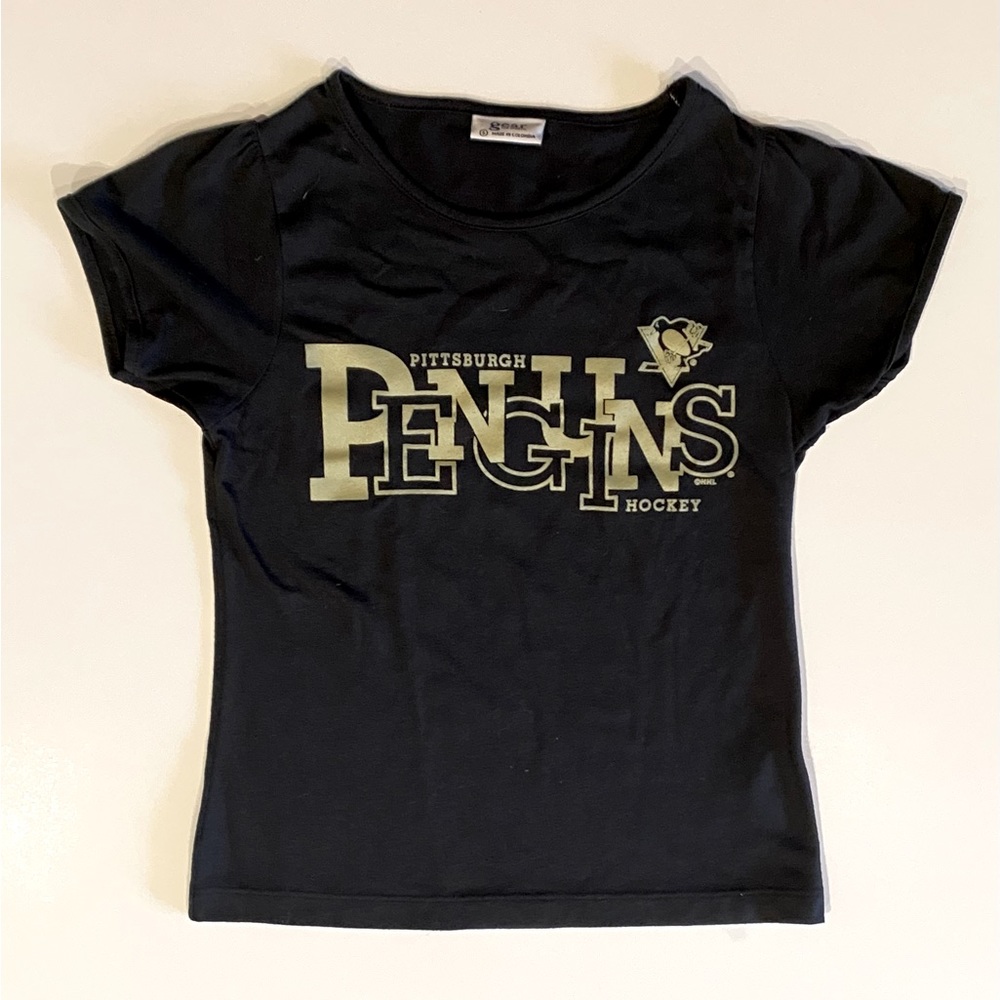 Pittsburgh Penguins Girls Small T-Shirt